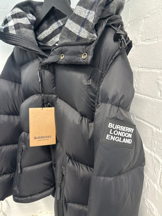 Burberry Detachable Sleeve Puffer Medium